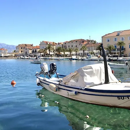 Karla 4 Супетар