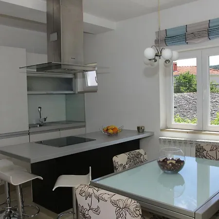 Апартаменты Karla 4 *