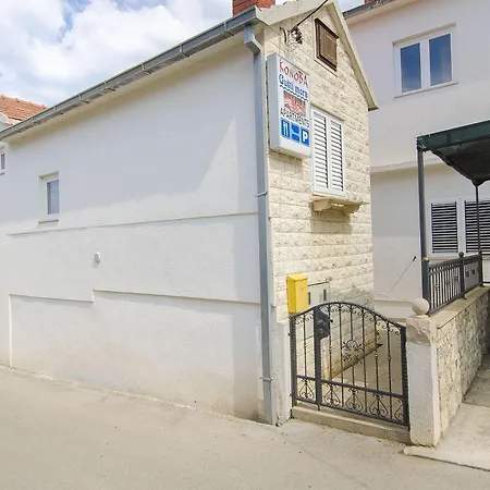 Karla 4 Апартаменты Супетар