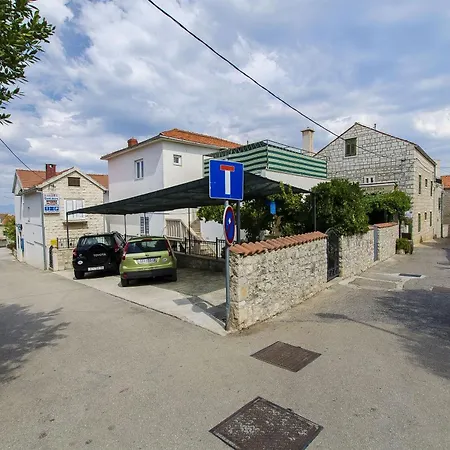 Karla 4 Апартаменты