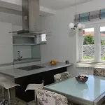 شقة Karla 4 *